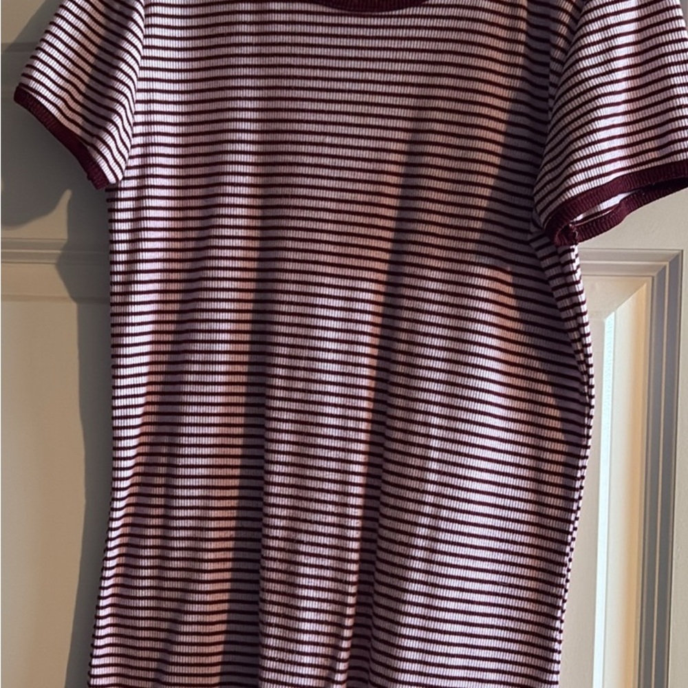 Forever 21 Burgundy and White Striped Short Sleeve Tee